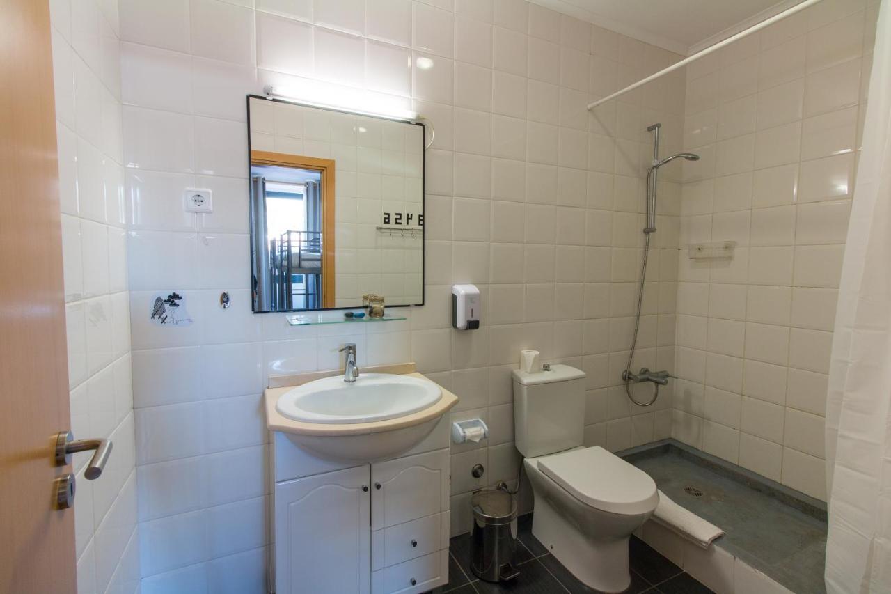 Change The World Hostels - Acores - Ponta Delgada Εξωτερικό φωτογραφία